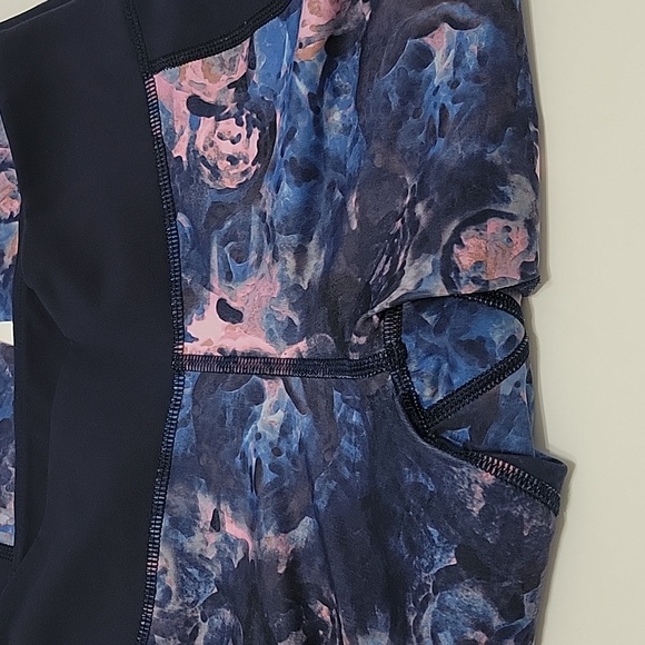 Lululemon If You're Lucky Tights - Picture 7 of 12